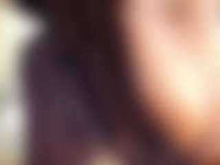 Live cam show with Britany More - Black Toys on googirlz