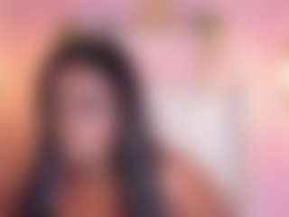 Live cam show with Britany More - Brown Hair on Fling VIP Chat