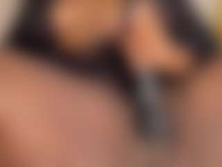 Live cam show with Britany More - Striptease on Lustler