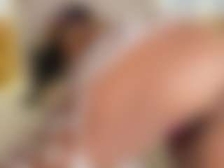Show en direct avec Britany More - Black Amateur sur Camsoda