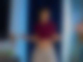 Live cam show with CarmelinaTebbe - New Young Adult on CamClone