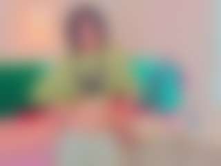Live cam show with CarmelinaTebbe - Thin on Cam Slut