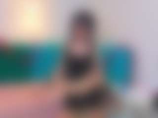 Live cam show with CarmelinaTebbe - Ass Clapping on Camsoda