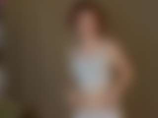 Live cam show with CarmelinaTebbe - Ass Clapping on https://playwithruby.com