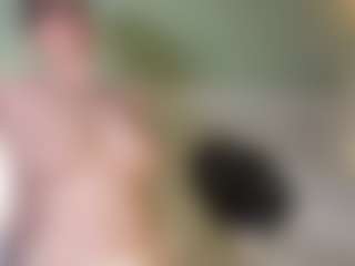 Live cam show with DianaaLight - Lovense Middle Aged on slutload