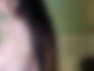 Live cam show with DianaaLight - Mature Young Adult on Camiplay Live