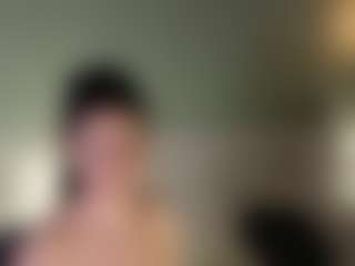 DianaaLight MILF webcam performer live streaming