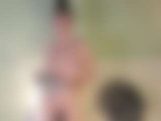 Live cam show with DianaaLight - Athletic MILF on CamwithHer