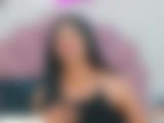 Live cam show with Carol_lit - Young Adult on Mixed Magazine Live