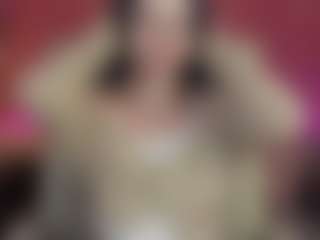 ElisWild's Live Sex Cam Show