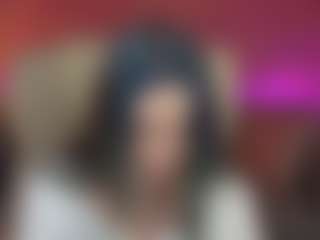 ElisWild's Live Sex Cam Show