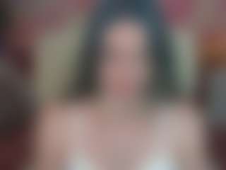 ElisWild's Live Sex Cam Show