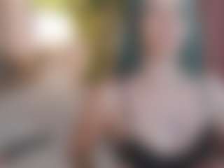 Live cam show with ElisWild - Vr Sex on Adult Interactions