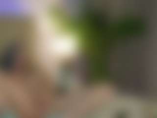 Live cam show with ElisWild - Neon Hair on madthumbs