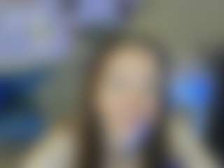 Live cam show with EmilyStevart - Brown Hair Petite on sexylive.show
