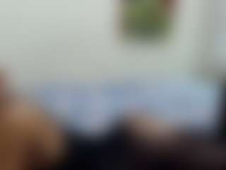 FluffyPeach23's Live Sex Cam Show
