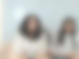 genesis-y-moon's Live Sex Cam Show