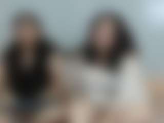 genesis-y-moon's Live Sex Cam Show