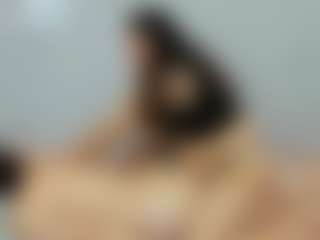 genesis-y-moon's Live Sex Cam Show