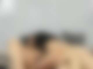 genesis-y-moon's Live Sex Cam Show