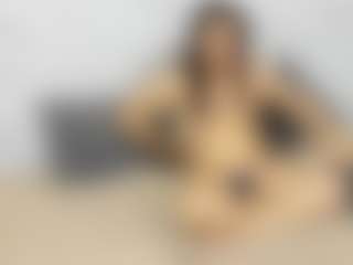genesis-y-moon's Live Sex Cam Show