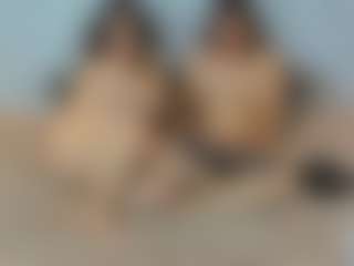 Live cam show with genesis-y-moon - Fingering on Gym Cam Girls