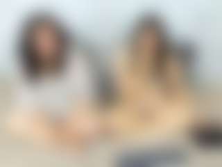 Live cam show with genesis-y-moon - Deepthroat on livesuperchat.net