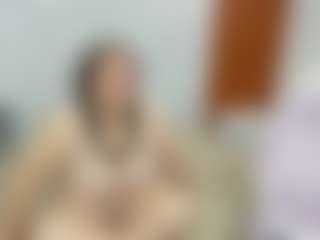 genesis-y-moon's Live Sex Cam Show