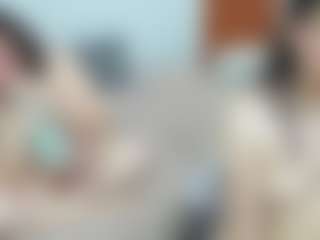 genesis-y-moon's Live Sex Cam Show