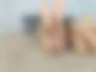 Live cam show with genesis-y-moon - Brown Eyes on xplaylive.com