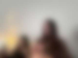 Live cam show with GwennBrevard - Shaved Pussy on Camsoda