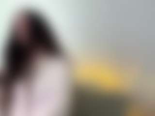 Live cam show with GwennBrevard - Shaved Pussy on Camsoda