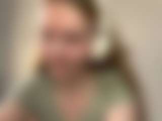 Live cam show with KamBeighley - Ftm on Camming Site