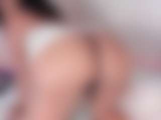 Live cam show with KendallWestt - New Brown Eyes on Camming Site