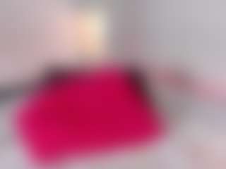 Live cam show with KendallWestt - Shaved Pussy Brown Hair on liverealitysex.com
