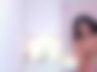 Live cam show with KendallWestt - Body Massage on Dolls Live