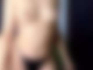 Live cam show with LeahDority - Trimmed Asian on Camsoda