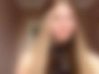 Live cam show with LedaPresho - Mature Young Adult on Fling VIP Chat
