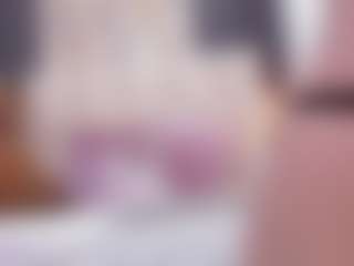 Live cam show with megan-sstone - Skinny on Camiplay Live