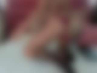 Live cam show with megan-sstone - Skinny on Lustler