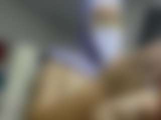 Live cam show with Nayla-Luxe - Middle Aged on Dare Cams