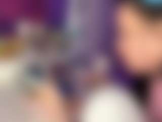 Live cam show with NeldaTinnin - New Shaved Pussy on EXY