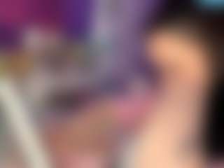 Live cam show with NeldaTinnin - Shaved Pussy Mature on EXY