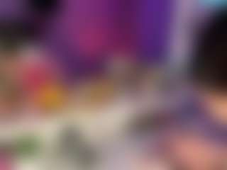 Live cam show with NeldaTinnin - New Petite on googirlz