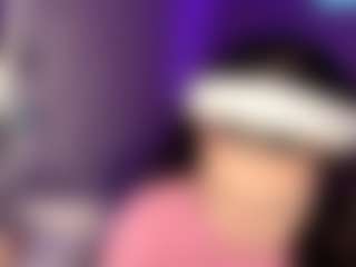 Live cam show with NeldaTinnin - New Petite on ObeyMaria