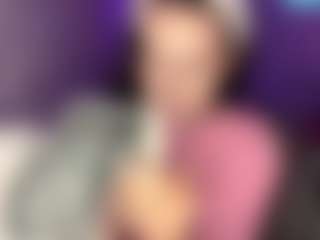Live cam show with NeldaTinnin - New Mature on fuklive.com
