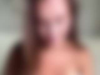 PatsyBisarra's Live Sex Cam Show