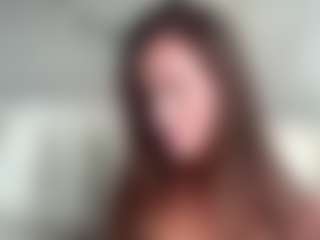 Live cam show with PatsyBisarra - Foot Fetish Brown Hair on Gym Cam Girls