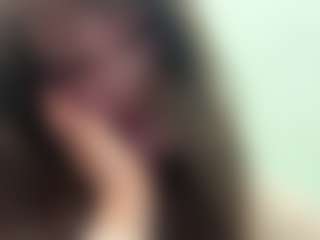 Show live cam dengan Mary - Nipple Piercings di Camsoda