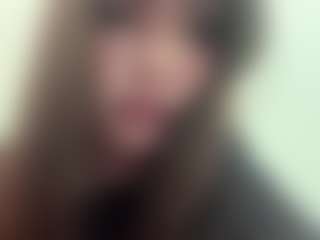 Live-Cam-Show mit Mary - Brown Hair auf Camsoda